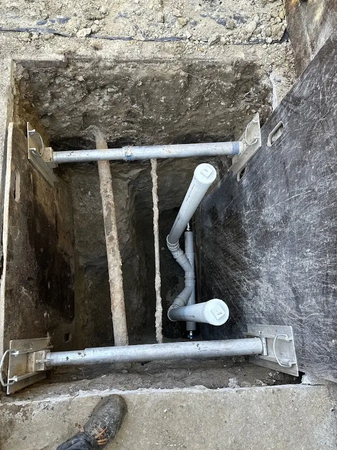 Experienced plumber completing Gas Line Repair work in Bayport